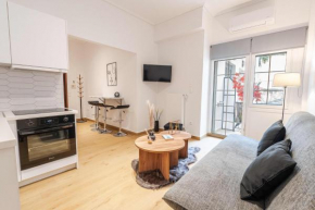 Phaedrus Living Nea Smyrni Park View Flat